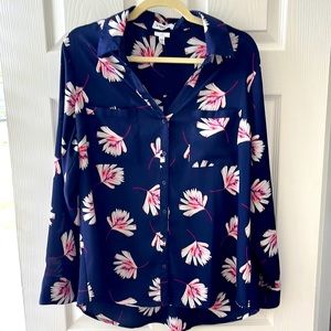 Like new condition - Express Slim Portofino Shirt